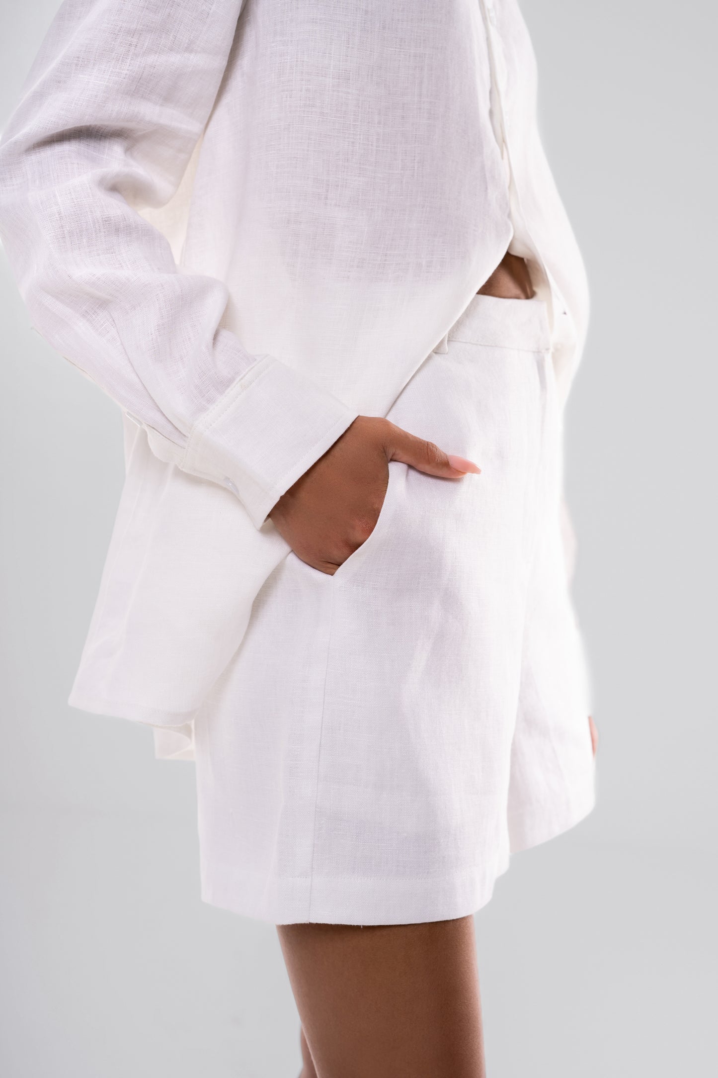 Petite White Linen Shorts